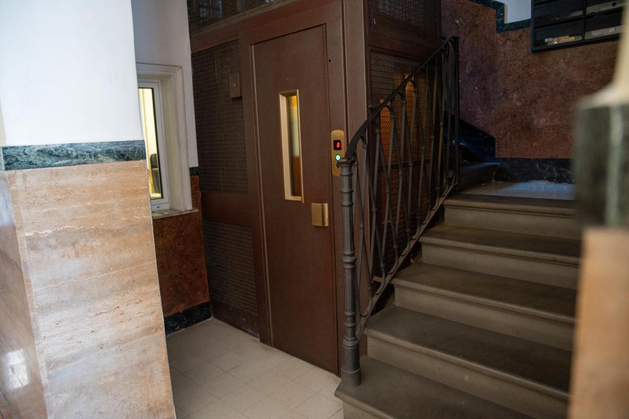 Dreams In Rome - Colosseum Apartment Esterno foto