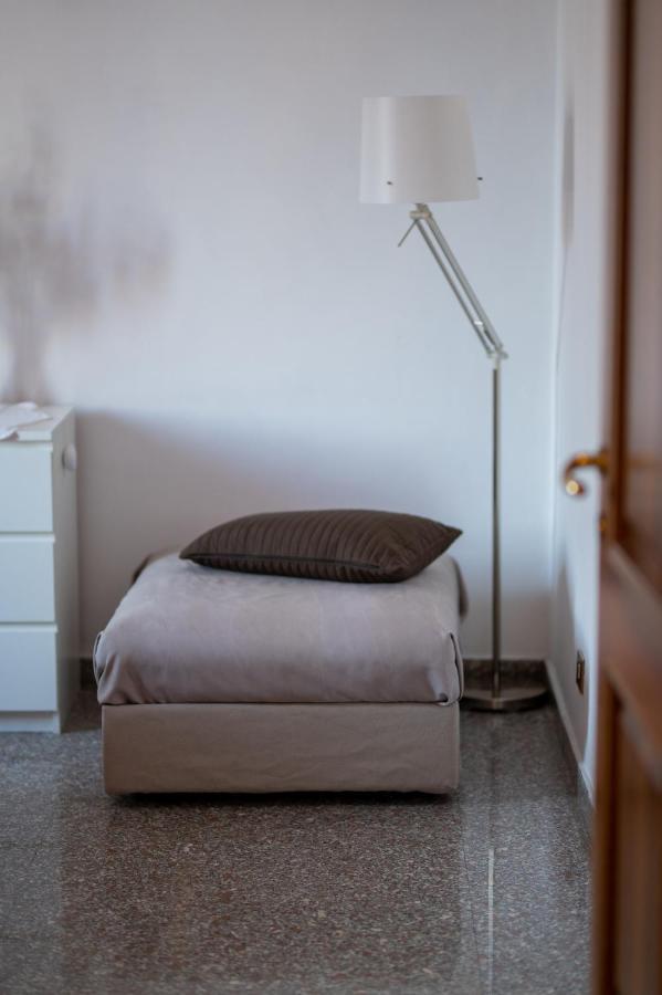 Dreams In Rome - Colosseum Apartment Esterno foto