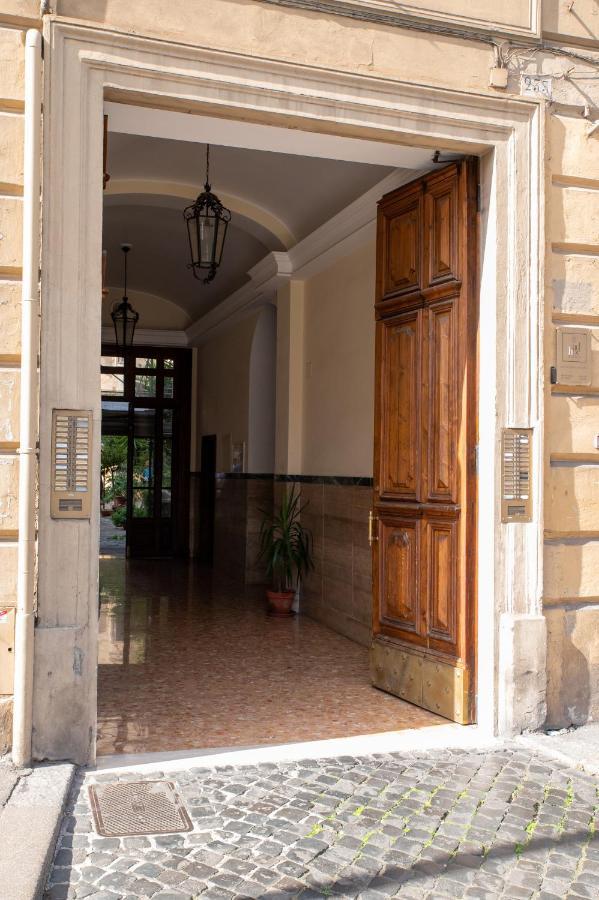 Dreams In Rome - Colosseum Apartment Esterno foto