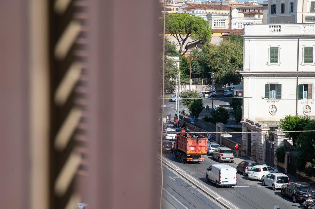 Dreams In Rome - Colosseum Apartment Esterno foto
