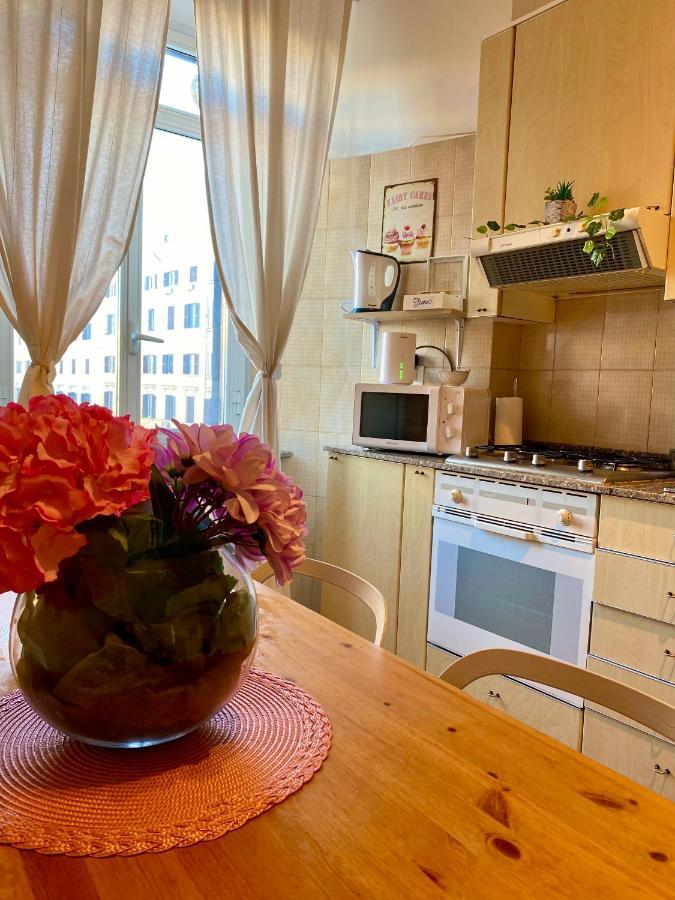 Dreams In Rome - Colosseum Apartment Esterno foto